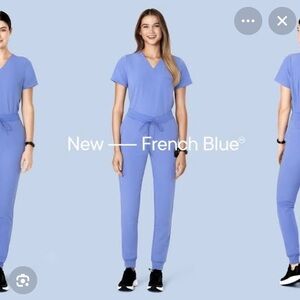 French Blue Women's Mandala Scrub Set (Medium/Medium Petite)